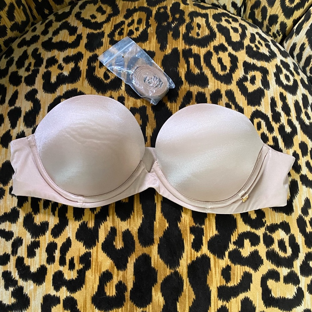 Victoria’s Secret Very Sexy Push-up Strapless Bra w/ Straps Nude Color Size 34B
